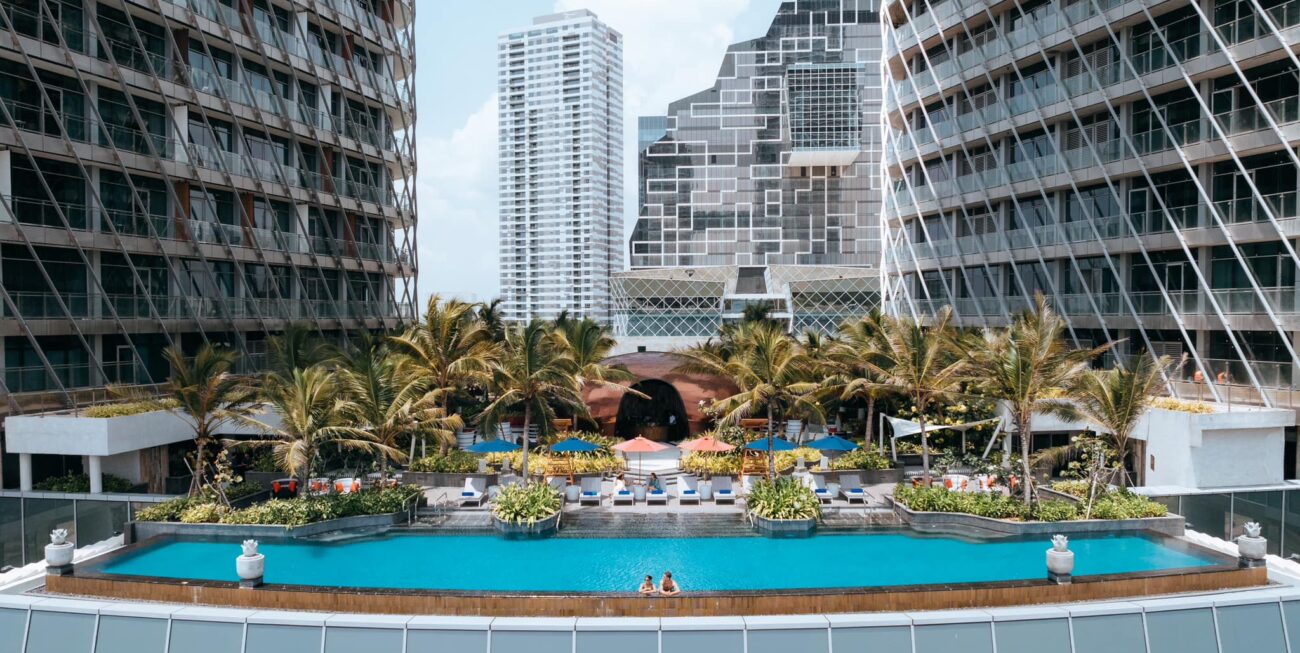 Client Name: ITC Ratnadipa Colombo Project Type: 2 Swimming Pools | 2 Plunge Pools | 2 Ponds | 3 Jacuzzis | 8 Water Features Year of completion: Ongoing